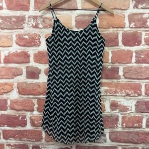 BCBG Generation Mini Dress Women's XXS Chevron Abstract Popover Casual Sundress
